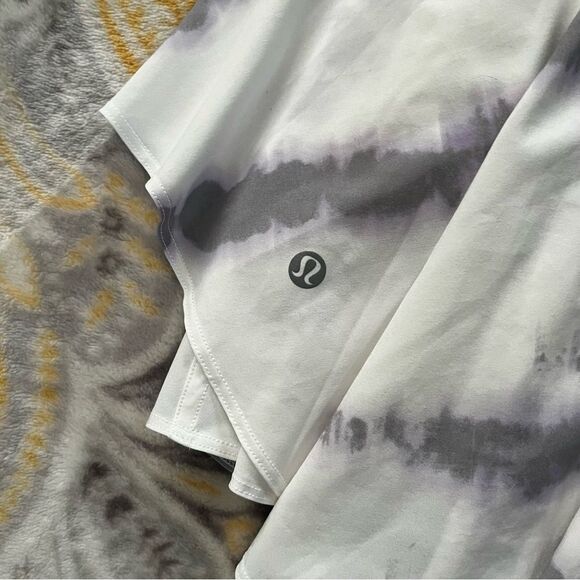 Lululemon court rival skirt size 8 - Picture 3 of 4